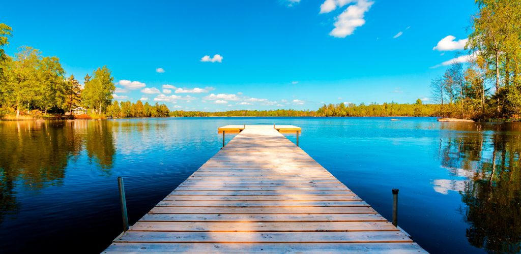 Genießen Sie einen wunderbaren Familienurlaub in Schweden im Ferienhaus mit Pool