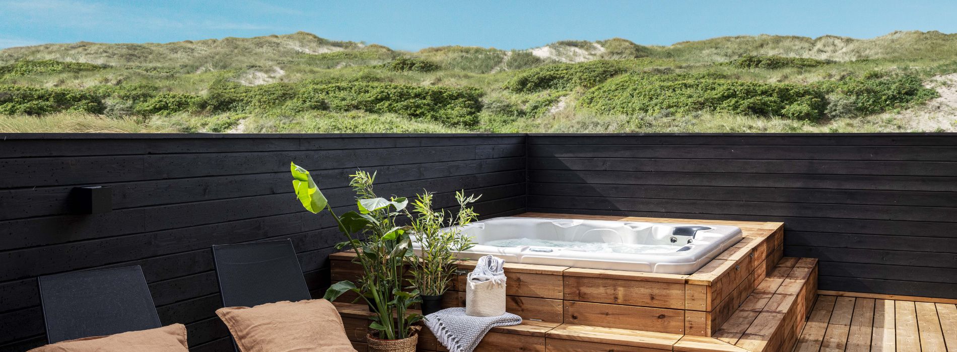 Ferienhaus in Dänemark mit Outdor-Pool in den Dünen