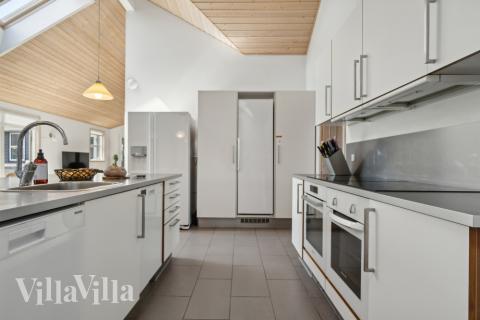 Die Küche in dem Luxusferienhaus Nr. 192 ist so gut ausgestattet, dass man problemlos Mahlzeiten für 22 Personen zubereiten kann.