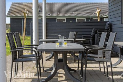 Das Luxusferienhaus Nr. 192 hat eine tolle Terrasse, die mit hochwertigen Gartenmöbeln für 22 Personen ausgestattet ist.