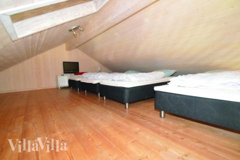 Einige der 20 Schlafgelegenheiten befinden sich im Luxusferienhaus Nr. 194 auf dem ausgebauten Dachboden