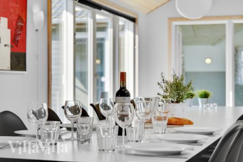 Aufenthaltsraum mit Platz für 20 im Luxusferienhaus Nr. 194.