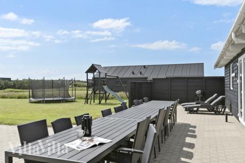 Das Luxusferienhaus Nr. 193 hat eine tolle Terrasse, die mit hochwertigen Gartenmöbeln für 16 Personen ausgestattet ist.