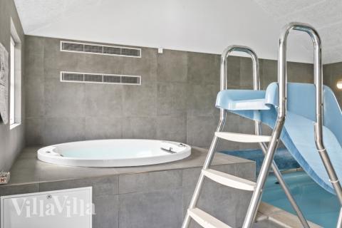Genießen Sie den warmen Whirlpool im Luxusferienhaus Nr. 193 in Nordjütland