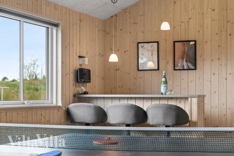 Aktivitätsraum im Luxusferienhaus Nr. 304 mit 7 Schlafzimmern und Platz für 18 Gäste.