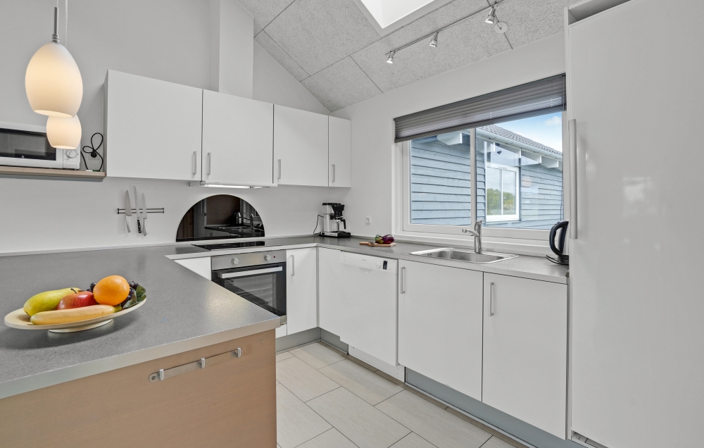Die Küche in dem Luxusferienhaus Nr. 271 ist so gut ausgestattet, dass man problemlos Mahlzeiten für 14 Personen zubereiten kann.