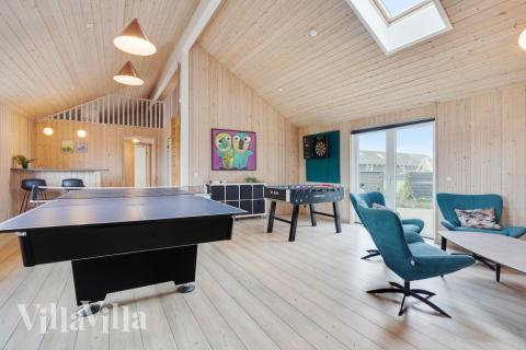 Neben den vielen schönen Stunden, die man im Poolbereich des Hauses verbringen kann, bietet das Luxusferienhaus 234 auch Spielevergnügen bei Billard/Tischtennis und Darts