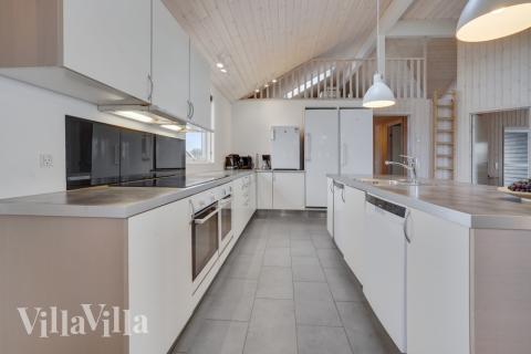 Die Küche in dem Luxusferienhaus Nr. 234 ist so gut ausgestattet, dass man problemlos Mahlzeiten für 18 Personen zubereiten kann.