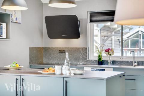 Die Küche im Luxusferienhaus Nr. 260 ist gut eingerichtet.