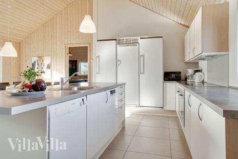 Die Küche in dem Luxusferienhaus Nr. 237 ist so gut ausgestattet, dass man problemlos Mahlzeiten für 20 Personen zubereiten kann.