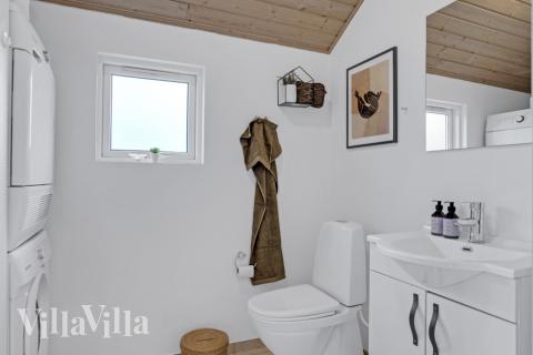 Im Luxusferienhaus Nr. 262 für 14 Personen gibt es Bad mit Dusche.