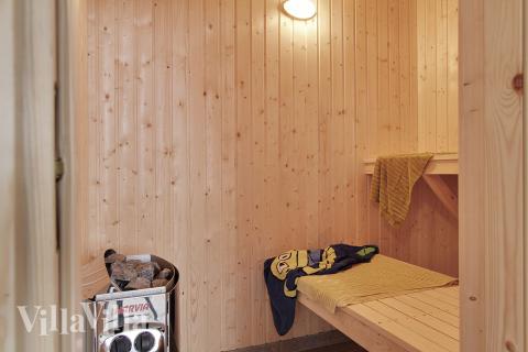 Hier können alle Besucher dank Whirlpool und Sauna die ultimative Entspannung genießen