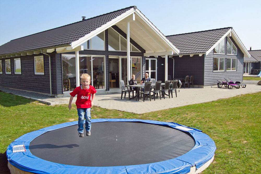 Dieses herrliche und geräumige Poolhaus liegt am Kegnæs Strand an der Südküste Südals