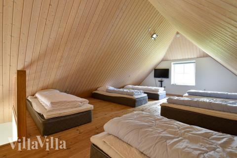 Einige der 24 Schlafgelegenheiten befinden sich im Luxusferienhaus Nr. 146 auf dem ausgebauten Dachboden