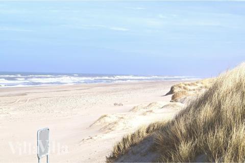 Der Strand in der Nähe von Luxusferienhaus Nr. 145.