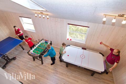 Im Aktivitätenzimmer können Sie stundenlang in Tischtennis, Kicker, Airhockey und Playstation 3 gegeneinander antreten