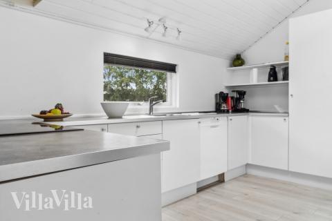 Die Küche in dem Luxusferienhaus Nr. 212 ist so gut ausgestattet, dass man problemlos Mahlzeiten für 14 Personen zubereiten kann.