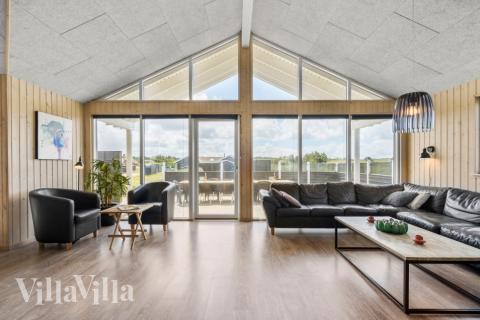 In der Sofalandschaft des Ferienhauses Nr. 294 kann man es richtig gemütlich machen.