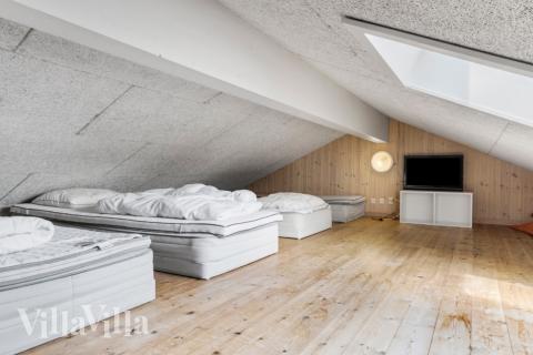 Einige der 18 Schlafgelegenheiten befinden sich im Luxusferienhaus Nr. 294 auf dem ausgebauten Dachboden