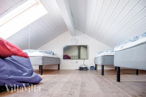 Einige der 24 Schlafgelegenheiten befinden sich im Luxusferienhaus Nr. 201 auf dem ausgebauten Dachboden