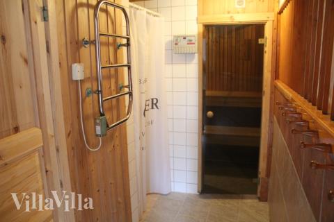 Die Sauna lädt zur Entspannung für die ganze Familie ein