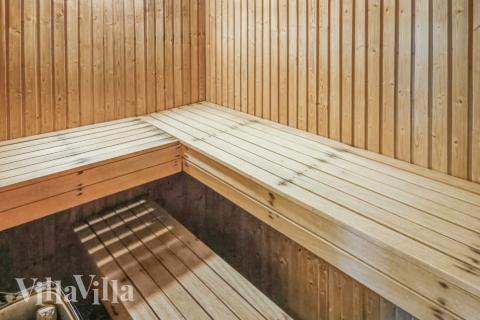 Genießen Sie die heiße Sauna im Luxusferienhaus Nr. 126 für 12 Personen