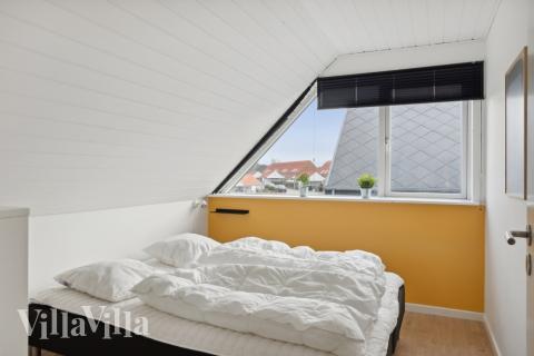 Eines der 10 Schlafzimmer im Luxusferienhaus Nr. 148