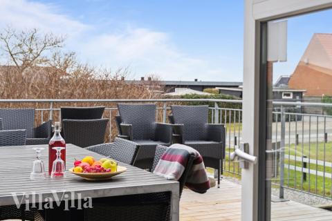 Das Luxusferienhaus Nr. 148 hat eine tolle Terrasse, die mit hochwertigen Gartenmöbeln für 24 Personen ausgestattet ist.