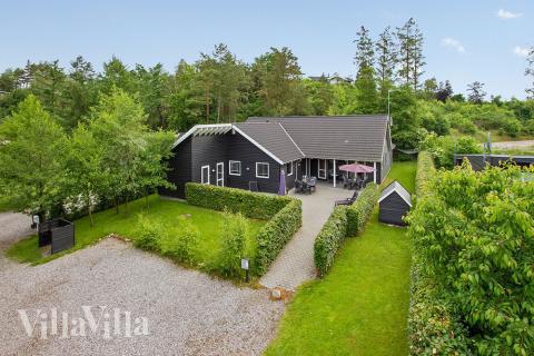 Dieses tolle Luxushaus in Ebeltoft bildet den perfekten Rahmen für einen schönen Urlaub mit vielen Aktivitäten und Ausflügen auf Djursland