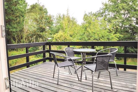 Genießen Sie einen Grillabend auf der Terrasse des Luxusferienhauses Nr. 199 in Westjütland