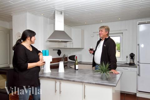 Die Küche ist mit allem ausgestattet, was man fürs Kochen im Urlaub benötigt