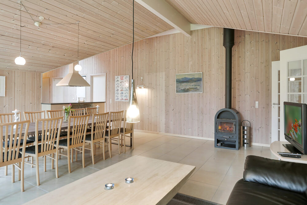 Aufenthaltsraum mit Platz für 12 im Luxusferienhaus Nr. 159.