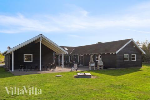 Dieses schöne Poolhaus Nr. 208 mit Platz für 24 Personen liegt in Lolland/Falster/Mön