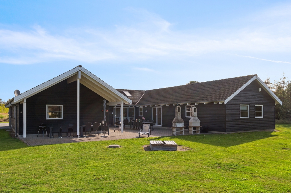 Dieses schöne Poolhaus Nr. 208 mit Platz für 24 Personen liegt in Lolland/Falster/Mön