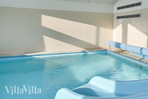 Der schicke Pool im Luxusferienhaus Nr. 272 für 18 Personen