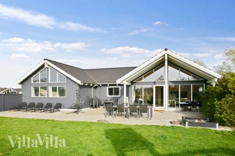 Schickes Ferienhaus Nr. 272 mit viel Platz für bis zu 18 Personen