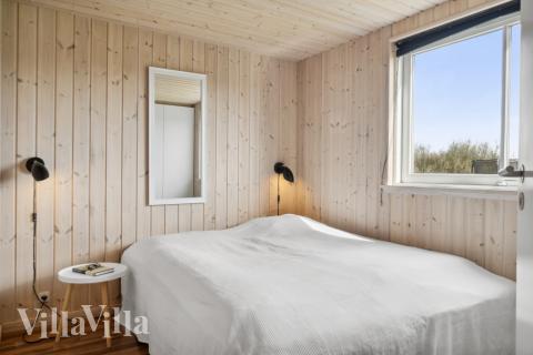 Eines der 7 Schlafzimmer im Luxusferienhaus Nr. 282