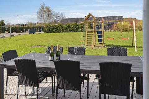 Das Luxusferienhaus Nr. 282 hat eine tolle Terrasse, die mit hochwertigen Gartenmöbeln für 19 Personen ausgestattet ist.