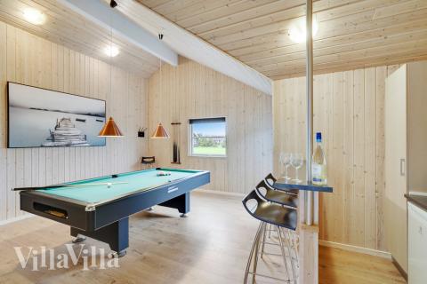 Aktivitätsraum im Luxusferienhaus Nr. 206 mit 9 Schlafzimmern und Platz für 24 Gäste.