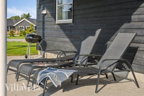 Große Terrasse am Luxusferienhaus Nr. 206 in Lolland/Falster/Mön.