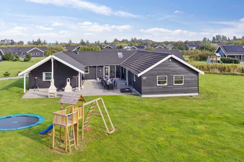 Dieses schöne Poolhaus Nr. 206 mit Platz für 24 Personen liegt in Lolland/Falster/Mön