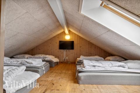 Einige der 16 Schlafgelegenheiten befinden sich im Luxusferienhaus Nr. 306 auf dem ausgebauten Dachboden