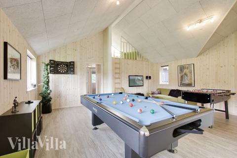 Für die Unterhaltung der ganzen Familie ist mit Billard/Tischtennis, Tischfußball und Dart im Aktivitätenraum gesorgt