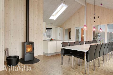 Der zentrale Aufenthaltsraum lädt zum \"es sich gemütlich machen\" und zum Entspannen mit Familie und Freunden ein