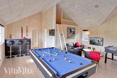 Treten Sie im Aktivitätenzimmer gegeneinander in Billard/Pool, Tischtennis und Kicker an
