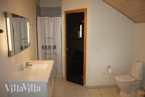 Nach einem ereignisreichen Tag kann herrlich im hauseigenen Whirlpool entspannt werden