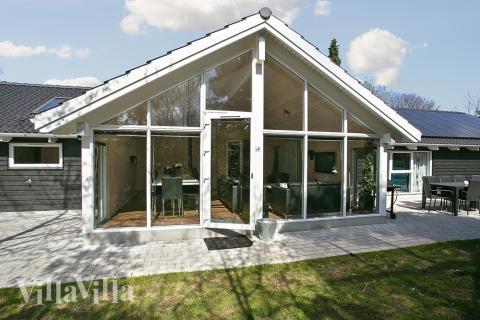 Der Terrasse ist perfekt um den dänischen Sommertage und Abends zu genießen