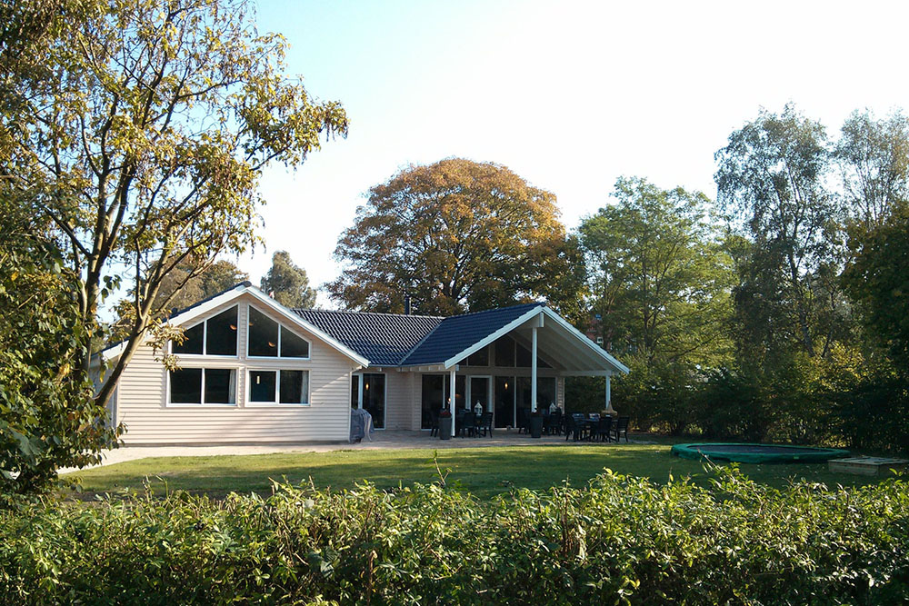 Barrierefreies Luxusferienhaus auf Seeland mit Pool und vielen anderen Aktivitäten wie Billard und Dart.