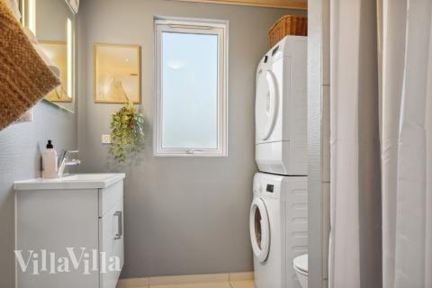 Eines der Badezimmer im Luxusferienhaus Nr. 323