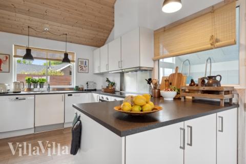 Die Küche im Luxusferienhaus Nr. 323 ist gut eingerichtet.